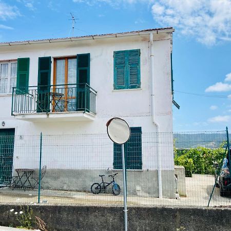 Апартаменти Casa Sbollazza Con Parcheggio E Vicina Al Parco Citra:010059-Lt-1207 Сестрі-Леванте Екстер'єр фото